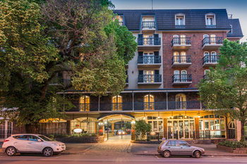 RMIT Village - Accommodation QLD 16