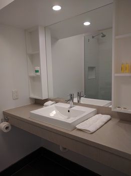 RMIT Village - Accommodation QLD 19