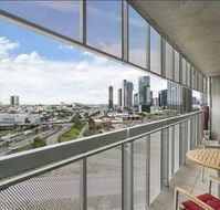 StayCentral - NGV Arts Centre Retreat - Accommodation QLD