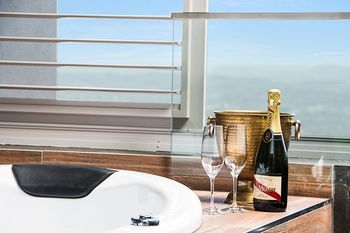 Altitude On Montville - Accommodation QLD 30