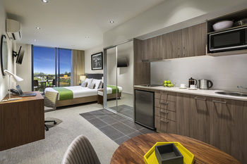 Quest Dandenong Central - Accommodation QLD 2