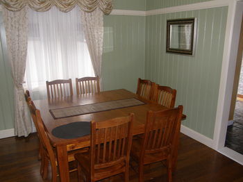 37 Queen Gloucester - Accommodation QLD 14