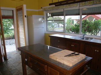 37 Queen Gloucester - Accommodation QLD 16