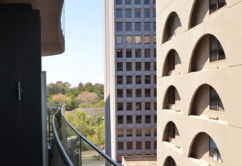 Apartments Melbourne Domain - CBD Lofts - Accommodation QLD 13