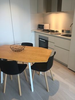 Apartments Melbourne Domain - CBD Lofts - Accommodation QLD 46