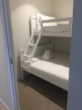 Apartments Melbourne Domain - CBD Lofts - Accommodation QLD 47