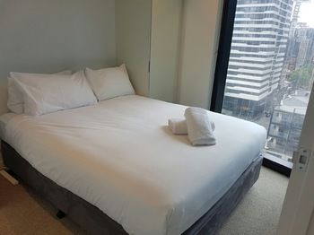 Apartments Melbourne Domain - CBD Lofts - Accommodation QLD 57