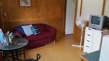 Copeland Cabins - Accommodation QLD 18