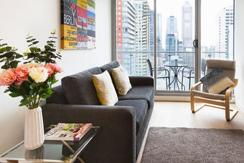 AKOM Melbourne - Accommodation QLD 3