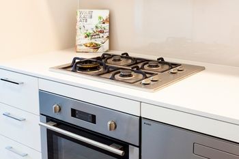 AKOM Melbourne - Accommodation QLD 11