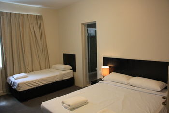 Hotel St Leonards - Accommodation QLD 2