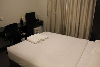 Hotel St Leonards - Accommodation QLD 5