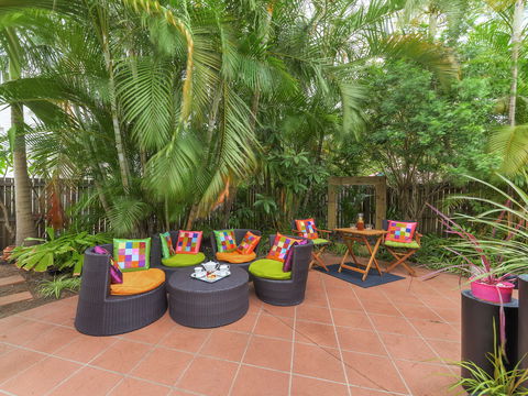One Thornbury Boutique Bed & Breakfast - Accommodation QLD 2