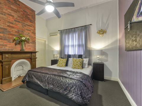 One Thornbury Boutique Bed & Breakfast - Accommodation QLD 5