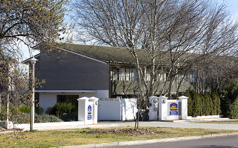 BEST WESTERN Tall Trees Canberra - Accommodation QLD 0