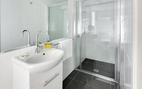 BEST WESTERN Tall Trees Canberra - Accommodation QLD 2