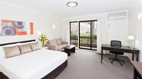 BEST WESTERN Tall Trees Canberra - Accommodation QLD 4