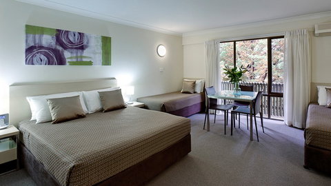 BEST WESTERN Tall Trees Canberra - Accommodation QLD 7