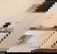 BEST WESTERN Caboolture Central Motor Inn - Accommodation QLD