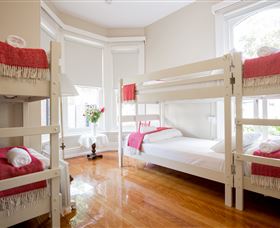 Montacute Boutique Bunkhouse - Accommodation QLD 1
