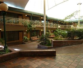 Mayfair Plaza Motel - Accommodation QLD 0