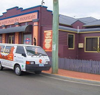 Bears Went Over the Mountain - Accommodation QLD