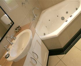 Graham Apartments - Accommodation QLD 4