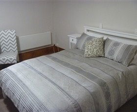 Cygnet's Secret Garden - Boutique Bed And Breakfast - Accommodation QLD 3