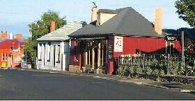 Grand Old Duke - The - Accommodation QLD 0