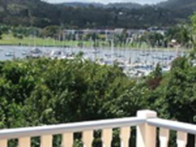 Quayside Cottages - Accommodation QLD 2