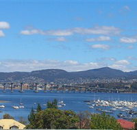 Ashwood Apartments - Lindisfarne - Accommodation QLD