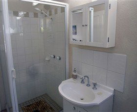 Ashwood Apartments - Lindisfarne - Accommodation QLD 5