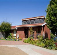 Waterside Accommodation - Derwent Retreat - Accommodation QLD