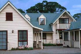 Strahan TAS Accommodation QLD