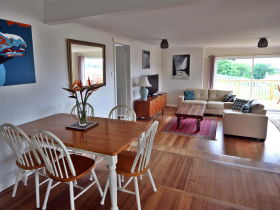 Seaview House Ulverstone - Accommodation QLD 1