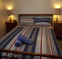 The Spotted Salmon Cottage - Accommodation QLD