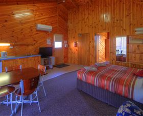 Low Head Tourist Park - Accommodation QLD 3