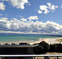 Freycinet Beach Apartments - Accommodation QLD