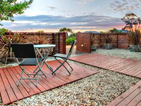 Hazards Escape - Accommodation QLD 0