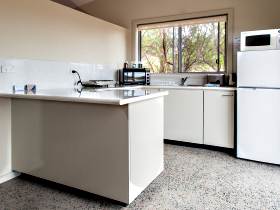 Hazards Escape - Accommodation QLD 1