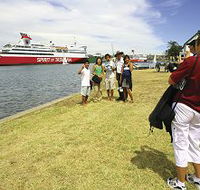 Lakeside Tourist Caravan Park - Accommodation QLD