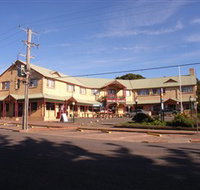 Parer's King Island Hotel - Accommodation QLD