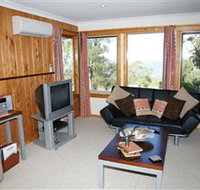 Bed in the Treetops - Accommodation QLD