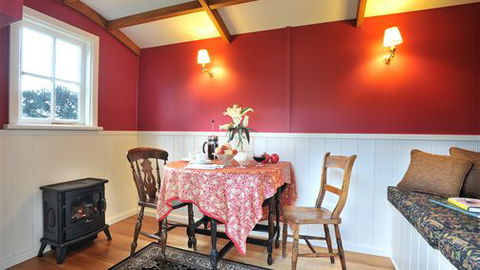 Folly Farm Rural Retreat - Accommodation QLD 3