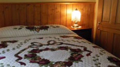 Airleigh-Rose Cottage - Accommodation QLD 1