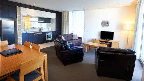 Amity Apartment Hotels - Accommodation QLD 0
