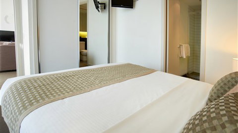 Amity Apartment Hotels - Accommodation QLD 3