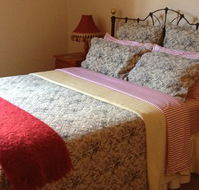 Carlyle House Rutherglen - Accommodation QLD