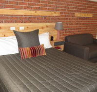 AAT 28 Goldsmith Hotel - Accommodation QLD