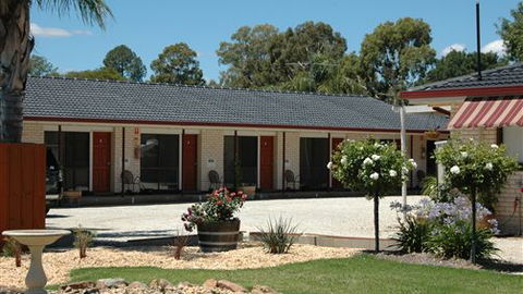 Motel Woongarra - Accommodation QLD 2
